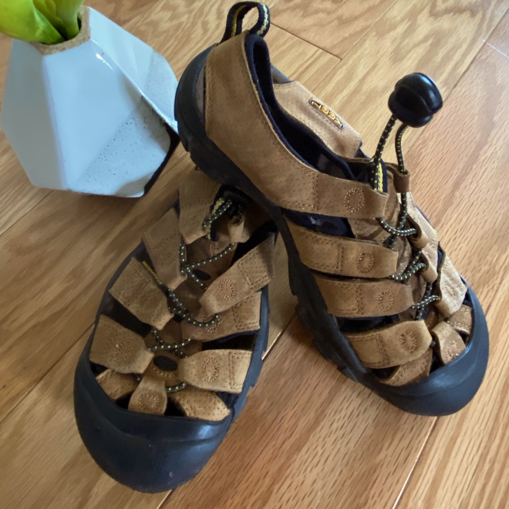 Newport Sandal